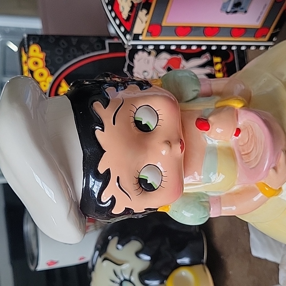 1995 pelican designs betty boop cookie jar